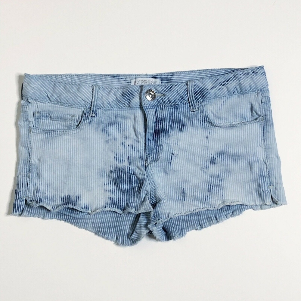 Express Womens Shorts Jeans Distressed  (K116)